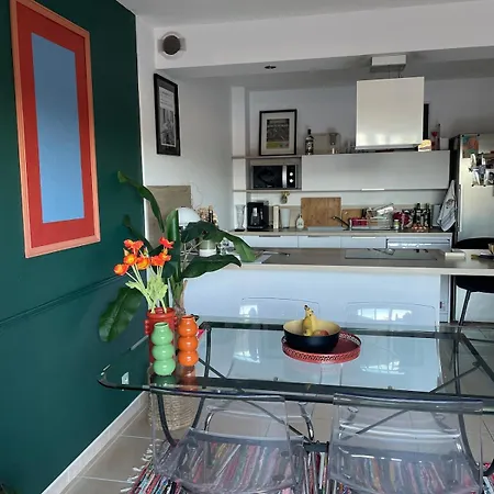 House With Terrace 10 Minutes From The