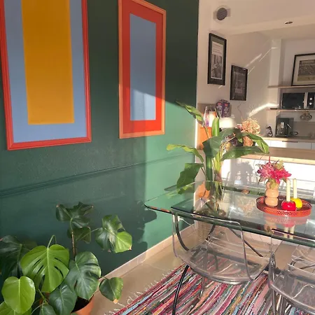 House With Terrace 10 Minutes From The